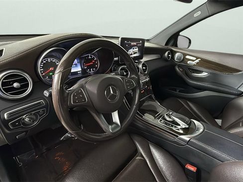 Used 2017 Mercedes-Benz GLC 300 4MATIC image 17