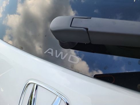 New 2026 Honda HR-V LX image 9