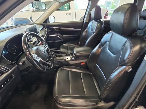 Used 2021 Kia Telluride S FWD image 15