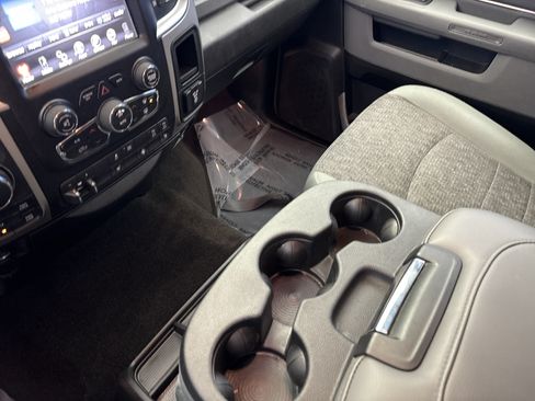 Used 2017 RAM 1500 Big Horn AWD/4WD image 22