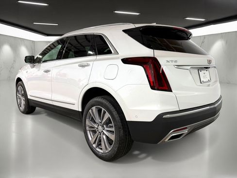 New 2026 Cadillac XT5 Premium Luxury image 3