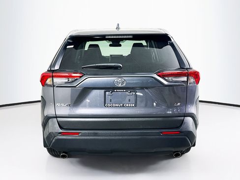 Used 2024 Toyota RAV4 LE FWD image 4