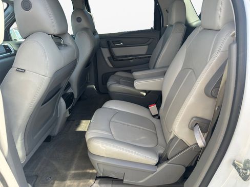 Used 2017 GMC Acadia Limited SLT image 13