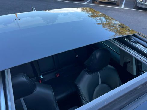 Used 2022 Toyota Camry XSE image 12