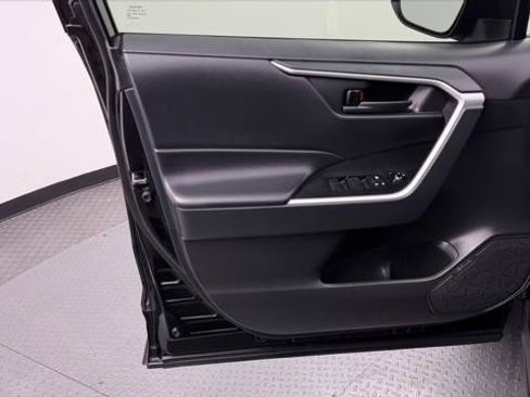 Used 2024 Toyota RAV4 LE FWD image 13