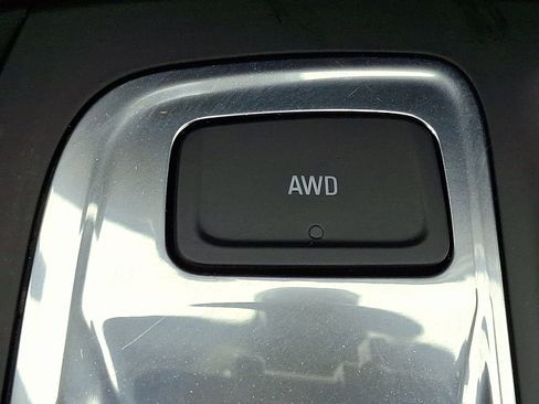 Used 2023 Chevrolet Equinox LS AWD/4WD image 23