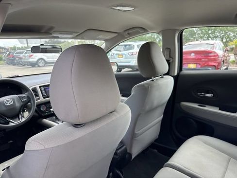 Used 2020 Honda HR-V LX image 21