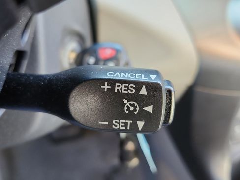 Used 2011 Toyota RAV4 Base image 27