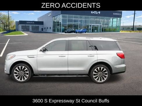 Used 2020 Lincoln Navigator Reserve AWD/4WD image 4