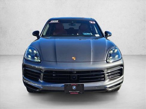 Used 2023 Porsche Cayenne S image 2