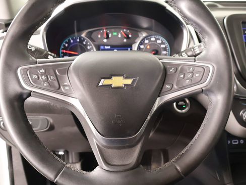 Used 2023 Chevrolet Equinox LT w/ Driver Convenience Package FWD image 3