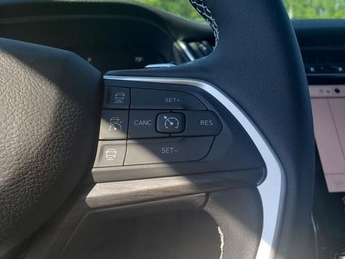 New 2024 Jeep Grand Cherokee Limited w/ Luxury Tech Group II image 26