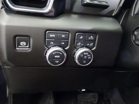 Certified 2025 GMC Sierra 1500 Denali Ultimate image 11