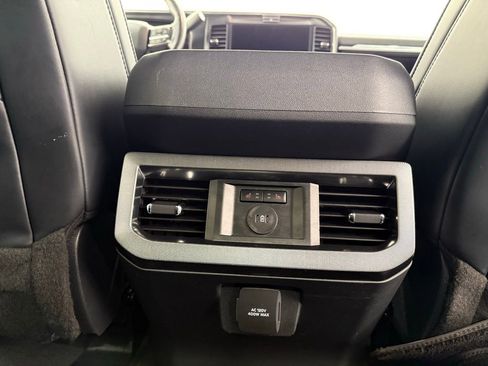 Certified 2025 Ford F450 Platinum image 27