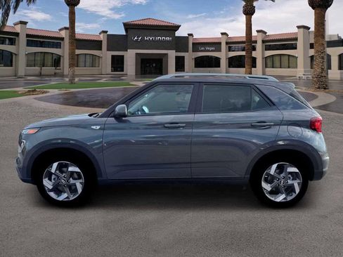 New 2026 Hyundai Venue SEL FWD image 3