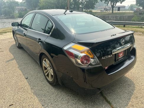 Used 2012 Nissan Altima 3.5 SR w/ Sport Pkg FWD image 8
