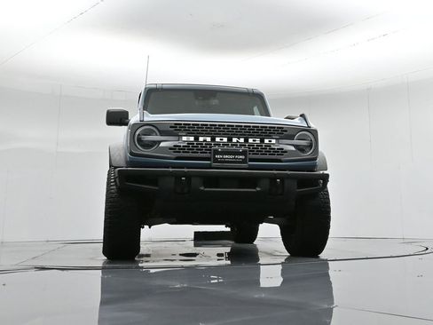 Certified 2021 Ford Bronco Badlands w/ Sasquatch Package image 49