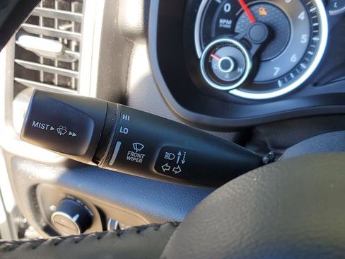 Used 2019 RAM 1500 Big Horn image 21