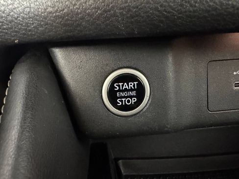 Used 2021 Nissan Rogue SL w/ Premium Package AWD/4WD image 21