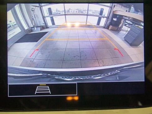 Certified 2023 Buick Encore GX Preferred w/ Cold Weather Comfort Package image 18