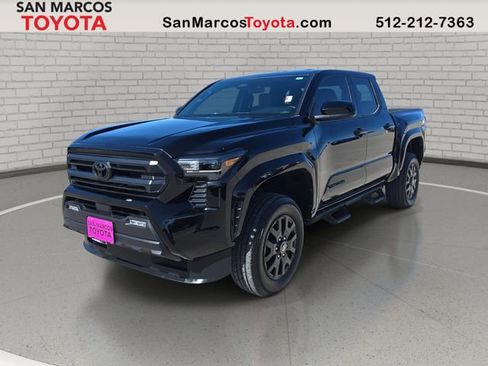 Used 2025 Toyota Tacoma SR5 image 5