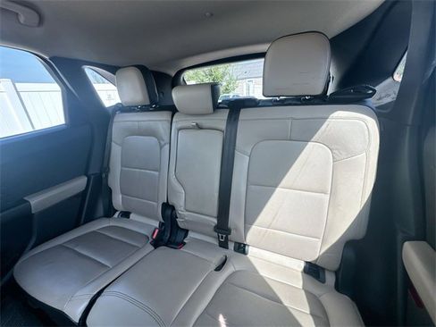 Used 2020 Ford Escape Titanium image 21