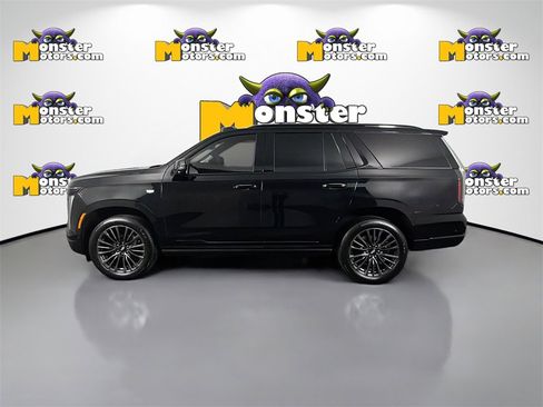 Used 2025 Cadillac Escalade Sport Platinum image 8