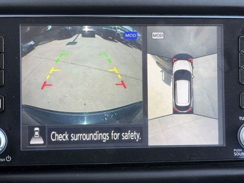 Used 2021 Nissan Kicks SR w/ SR Premium Package FWD image 18