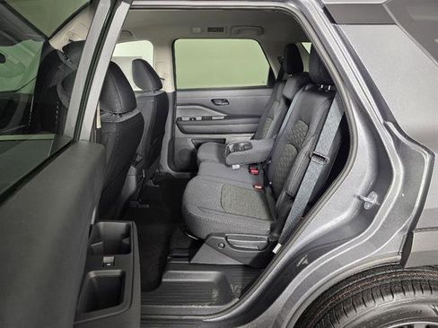 New 2026 Nissan Pathfinder SV image 26