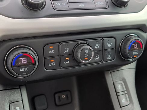 Used 2019 GMC Acadia SLT w/ Black Edition AWD/4WD image 23
