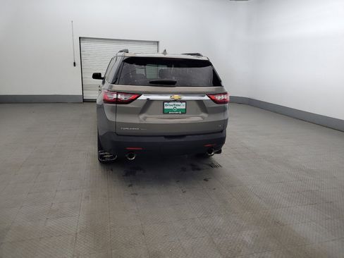 Used 2019 Chevrolet Traverse LT AWD/4WD image 6