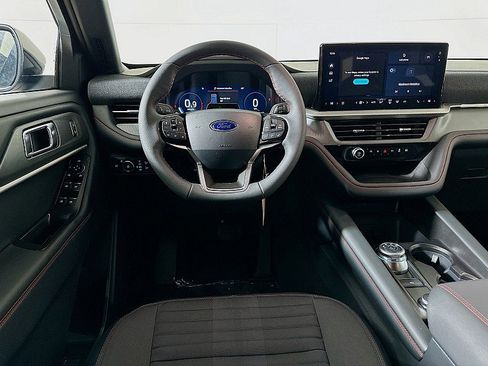New 2026 Ford Explorer ST-Line w/ ST-Line Street Pack image 11