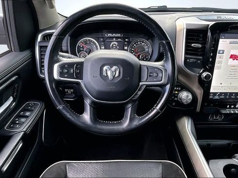 Used 2022 RAM 1500 Laramie AWD/4WD image 9