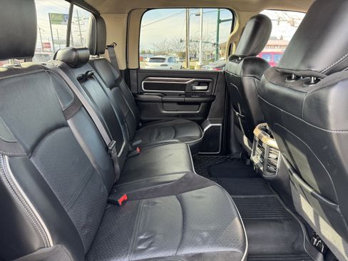 Used 2019 RAM 2500 Laramie image 16