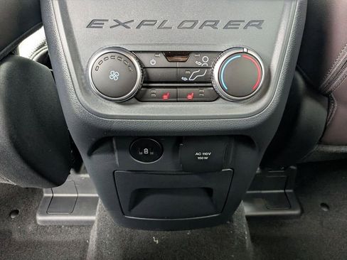 New 2026 Ford Explorer Platinum image 49