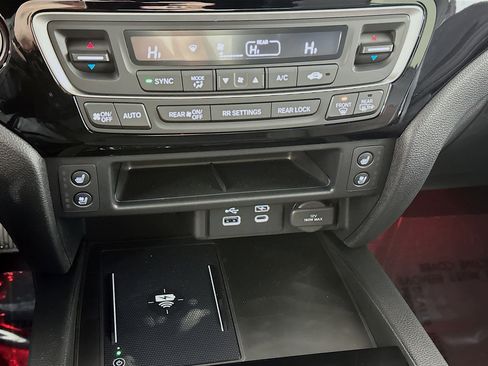 New 2026 Honda Ridgeline Black Edition image 16