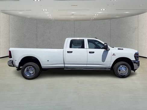 New 2026 RAM 3500 Tradesman image 3