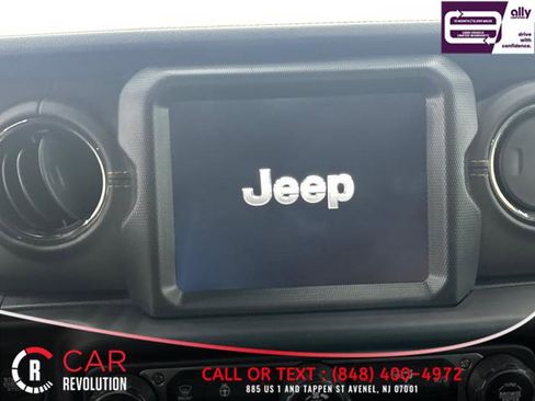 Used 2021 Jeep Wrangler Unlimited Sahara AWD/4WD image 28