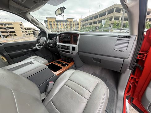 Used 2006 Dodge Ram 1500 Truck SLT AWD/4WD image 18
