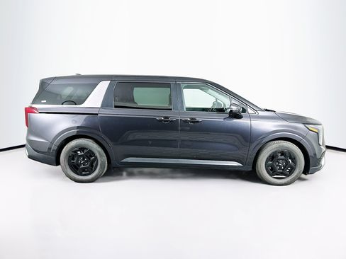 Used 2026 Kia Carnival FWD image 10