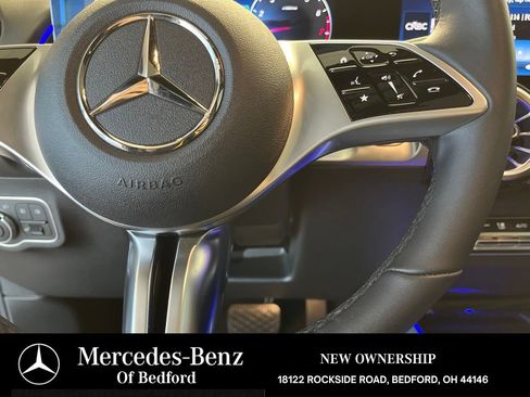 Used 2026 Mercedes-Benz GLB 250 4MATIC image 26