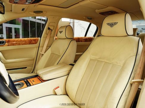 Used 2010 Bentley Flying Spur Flying Spur AWD/4WD image 38