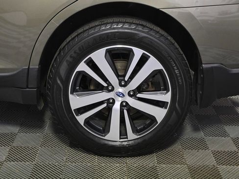 Used 2018 Subaru Outback 2.5i Limited image 20