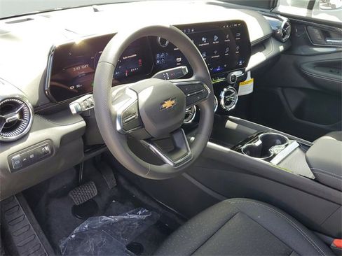 New 2025 Chevrolet Blazer EV LT image 19