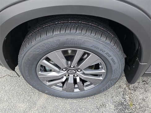 New 2025 Nissan Pathfinder SV image 19