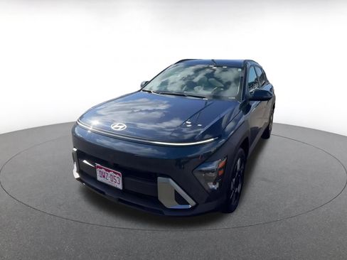 Used 2025 Hyundai Kona SEL image 7