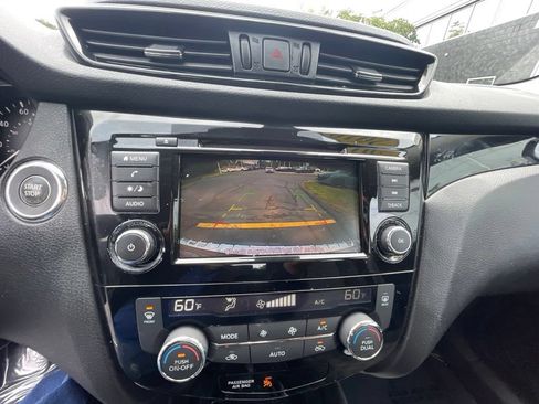 Used 2019 Nissan Rogue Sport SV AWD/4WD image 15