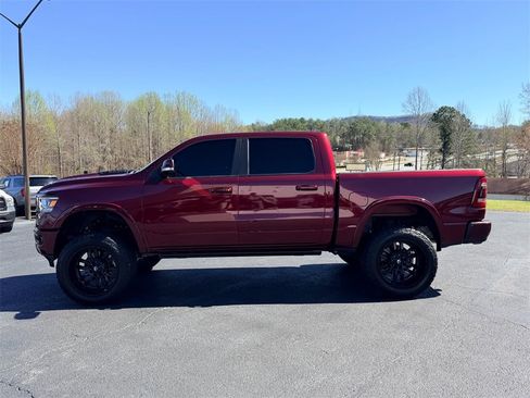 Used 2022 RAM 1500 Laramie w/ Sport Appearance Package image 7