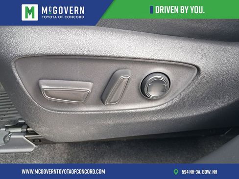 Used 2023 Toyota Highlander Platinum AWD/4WD image 27