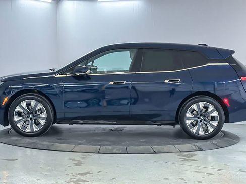 Used 2026 BMW iX xDrive45 AWD/4WD image 5